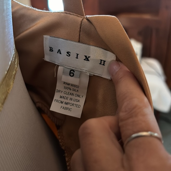 Gorgeous 100% Silk Long Gown size 6 - Picture 6 of 6